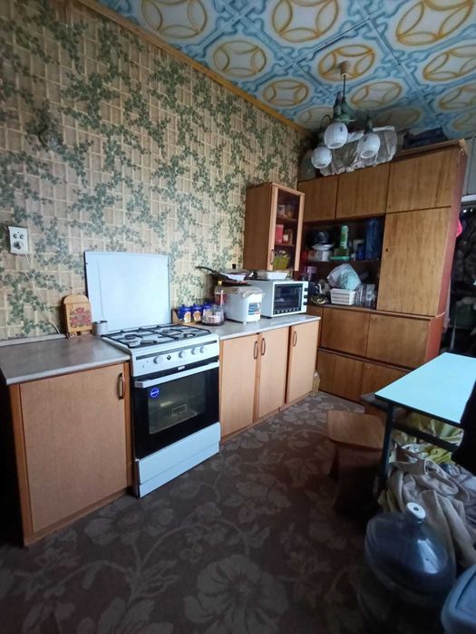 Продается 3 комн дом в центре города