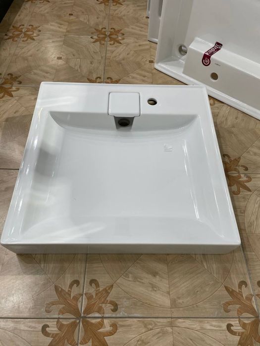 Умывальник над стиральной машиной