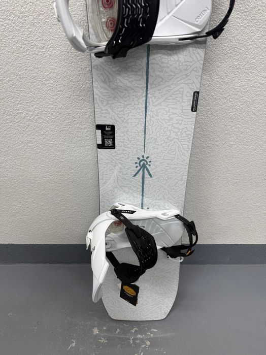 placa noua snowboard jones aviator 2.0 wide L159cm