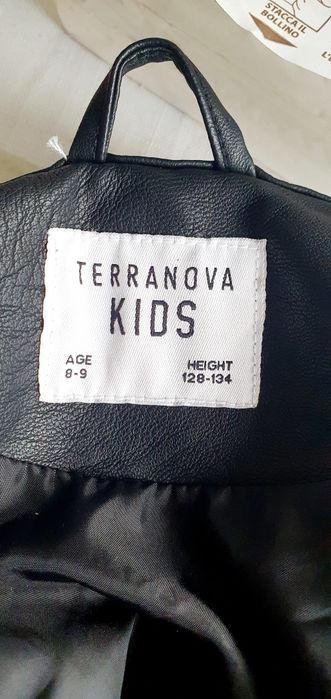 Geaca piele Terranova kids 8-9 ani + tricou GRATIS