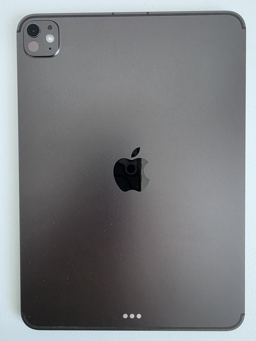 iPad Pro 11 Цвет Space Black