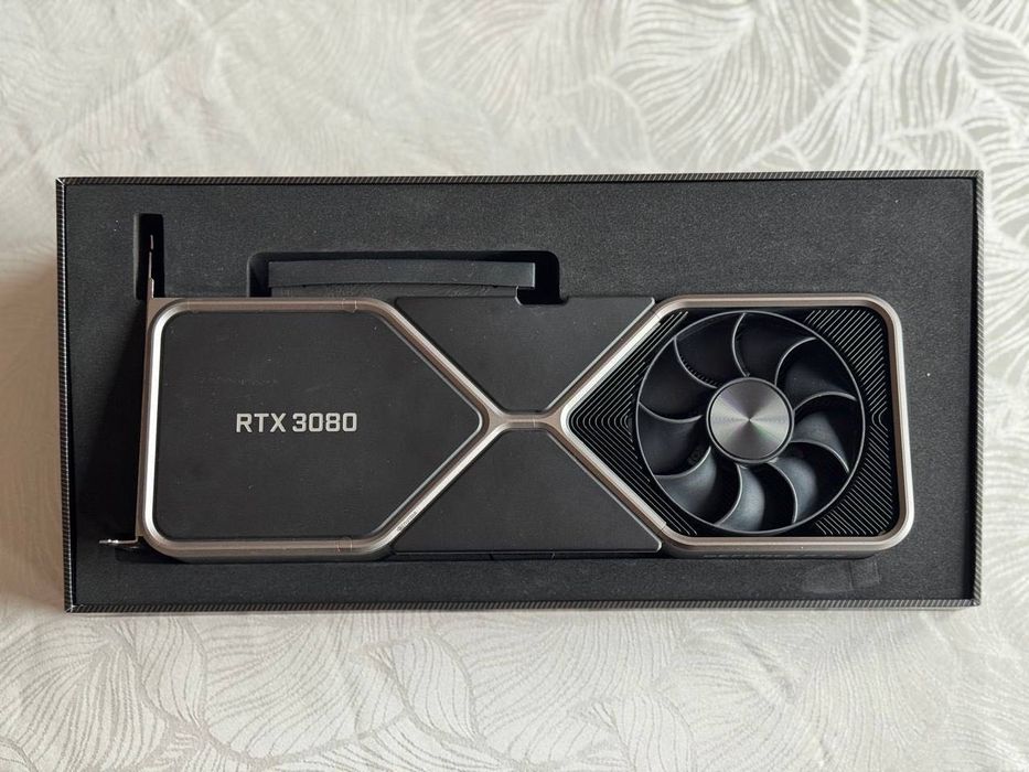 Nvidia RTX 3080 10GB - Founders Edition