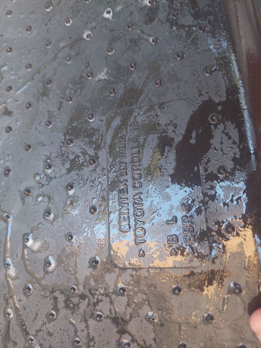 Полики королла резиновые