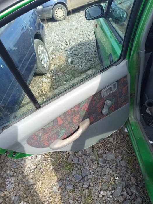 Нисан Микра 1.0 54 кс 1999г на части