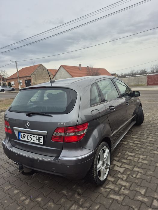 Mercedes B class