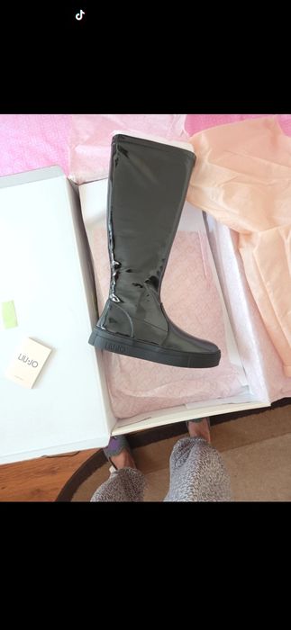 Vînd cizme lung liu jo noi