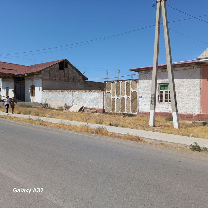 Farxod savxozda uchastka sotiladi