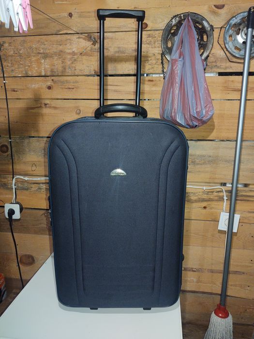 Статуетка с часовник и др.