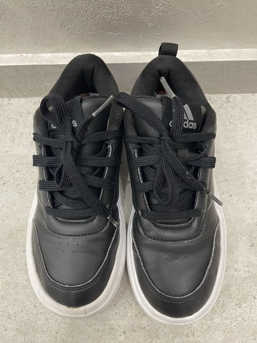 Детски юношески маратонки Adidas