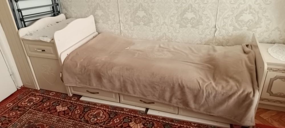 Детская кровать хорошее состояние