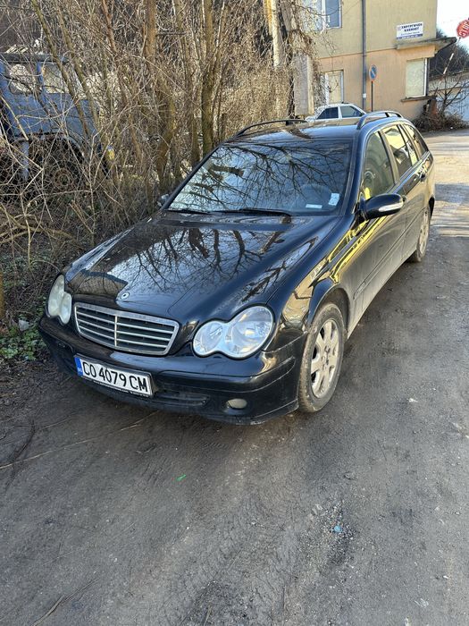Мерцедес c200 122к.с