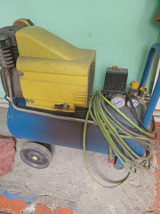 Продам Компресор