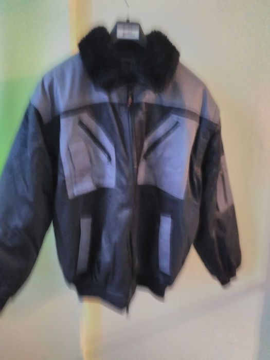 Зимно яке с подплата-50 лв.