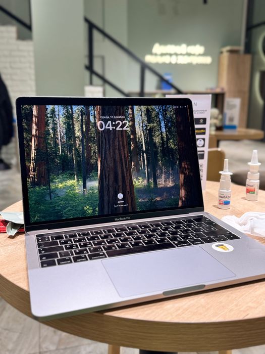 Macbook pro 13,состояние хорошее