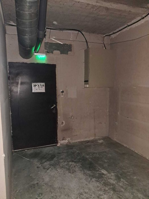 Дава се под наем Склад в Стара Загора, Три чучура - север - 120 кв.м за 382.5 € - Снимка #4