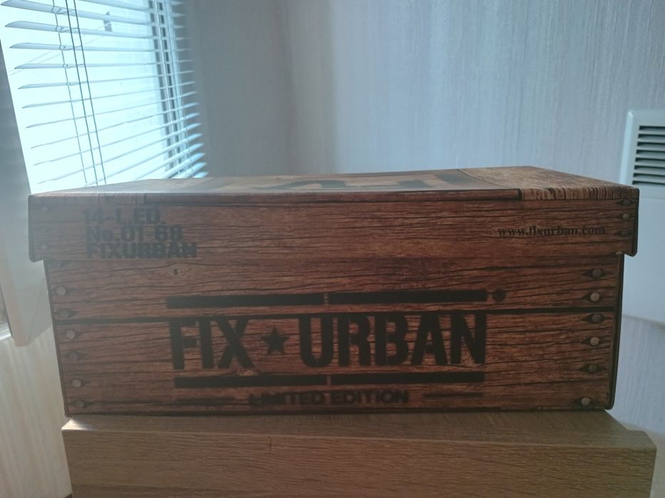 Нови кожени обувки за работа или официална среща