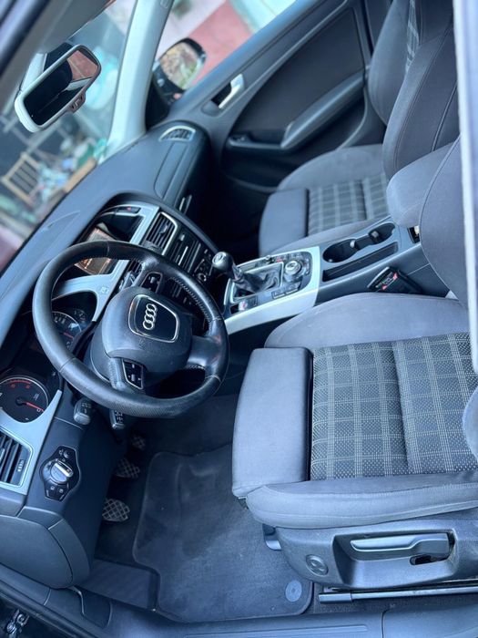 Audi a4 b8 2010  177cp