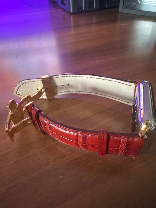 Apple wrist bracelet