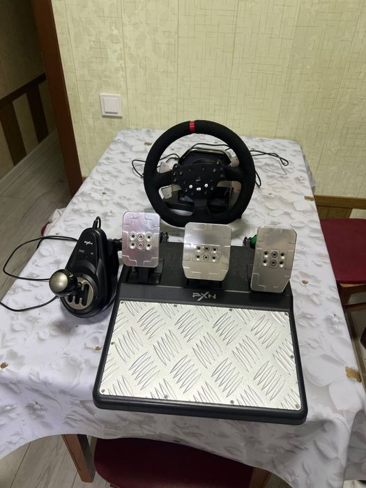 мониторы руль кейсы