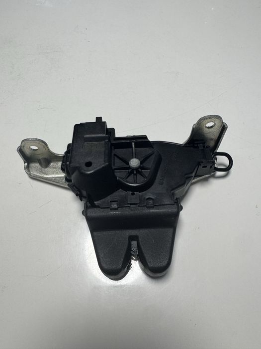 C205 coupe брава багажник ключалка