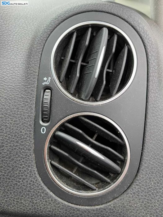 Gura Grila Aer Aerisire Ventilatie Bord Laterala Dreapta Volkswagen Golf 6 Plus 2008 - 2014