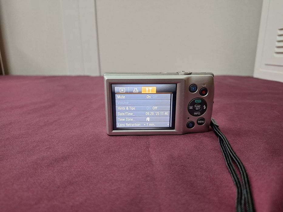 Цифров фотоапарат Canon IXUS 175, 20.1MP, Silver

, Zoom 16