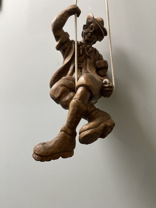 Дървена фигура / 50-те