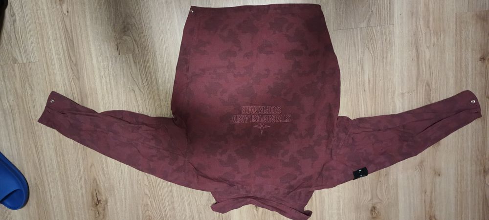 Яке stone island x supreme