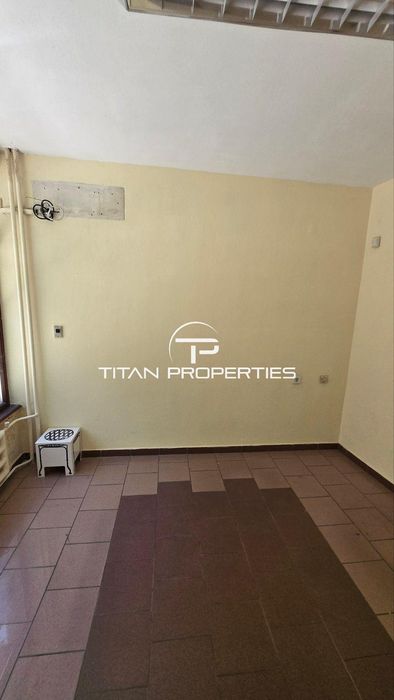 Дава се под наем Офис в Пловдив, Мараша - 74 кв.м за 650 € - Снимка #8