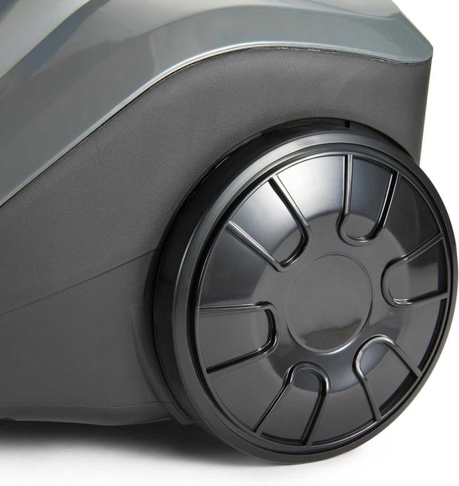 Прахосмукачка без торба Amazon Basics, 1,7л, HEPA филтър, 850 W, лека