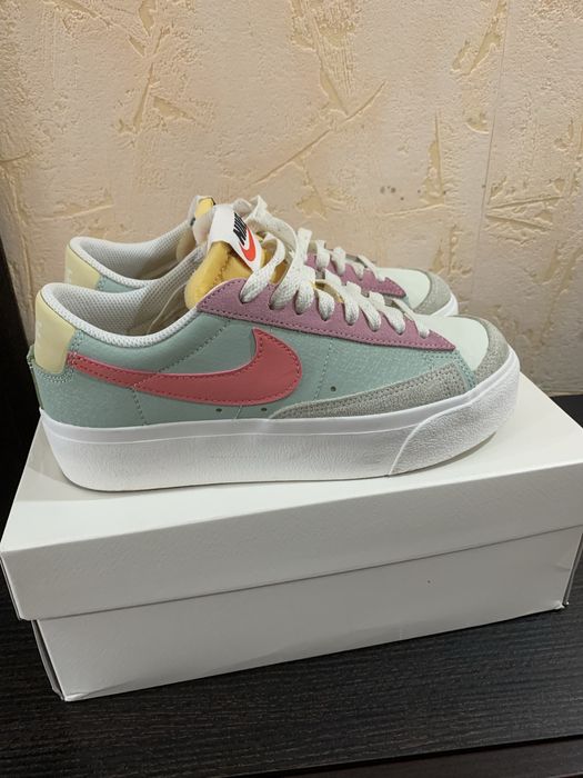 Vand pantofi sport nike