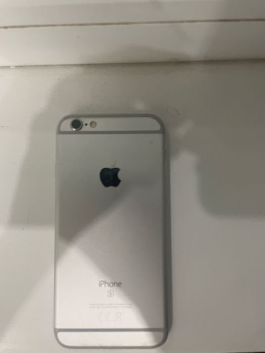 Продаю iPhone 6 S б/у 73% аккумулятор