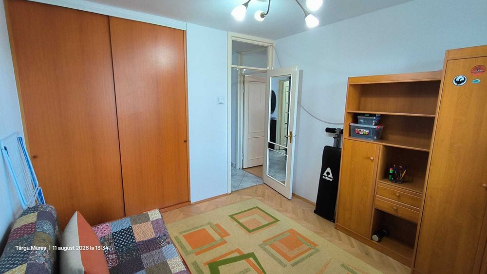 De inchiriat 2 camere central
