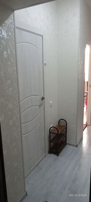 Сдается 1  ком.кв. на 1 ом этажев 3х этажного дома возле круга рохат