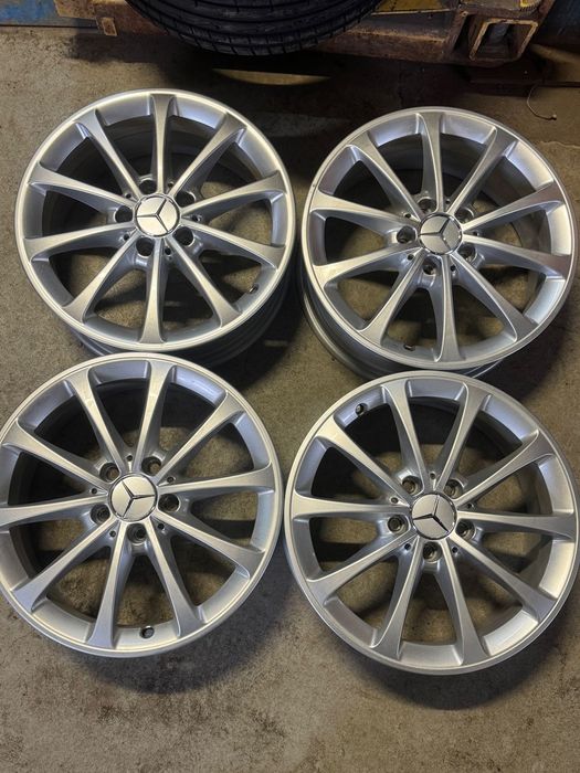 Vând jante originale Mercedes A-class,B-class,C-class pe 17” noi