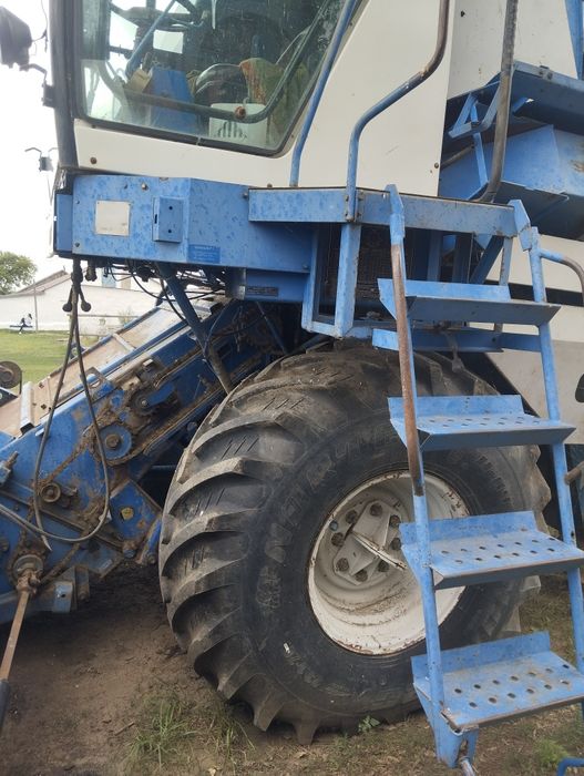 Продам комбайн Енисей