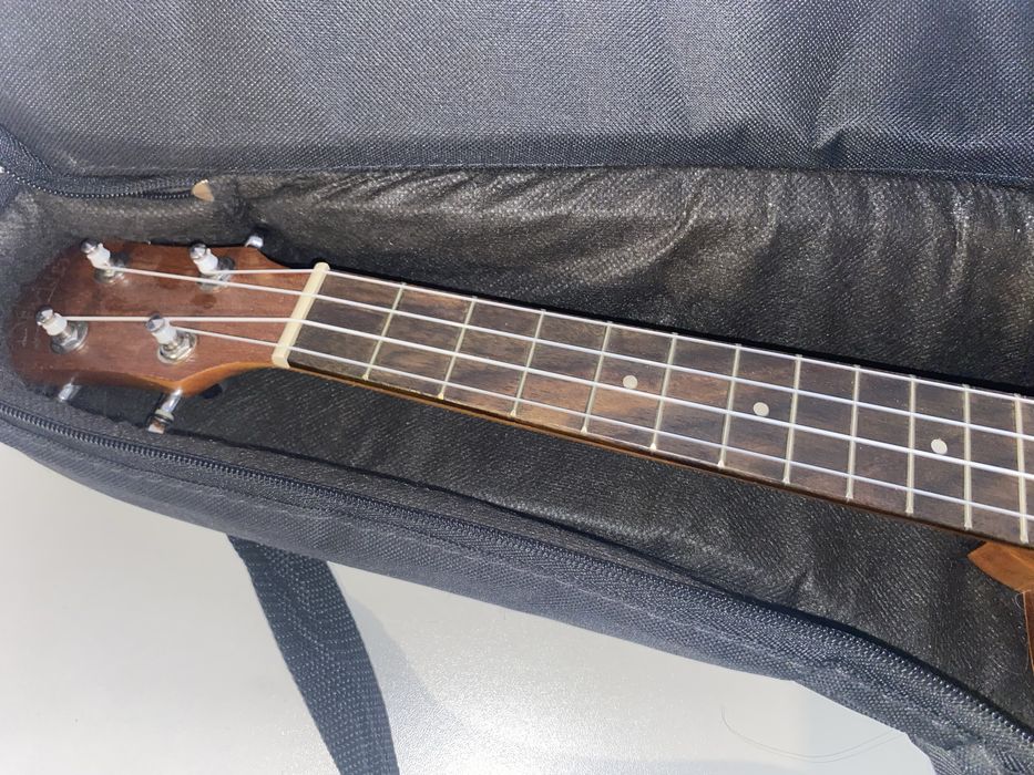 Укулеле в продаже