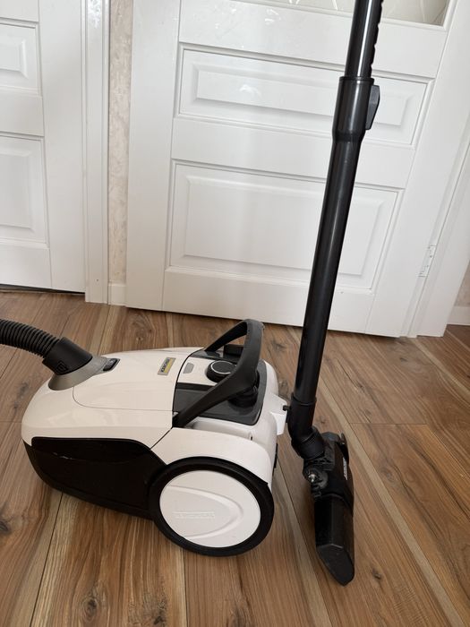 продам пылесос Karcher