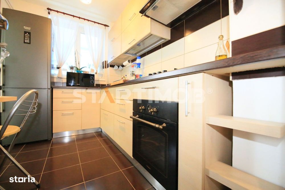 Apartament 3 camere zona Vlahuta