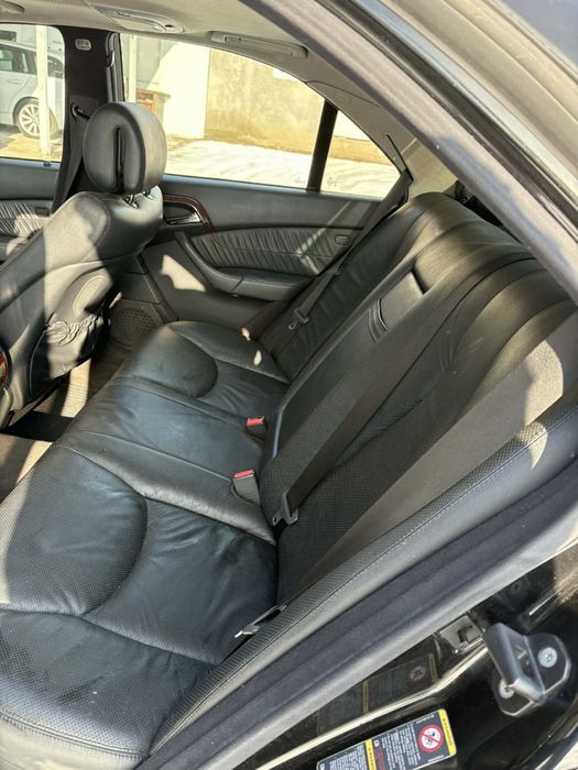 Vand S class an 2004 V6