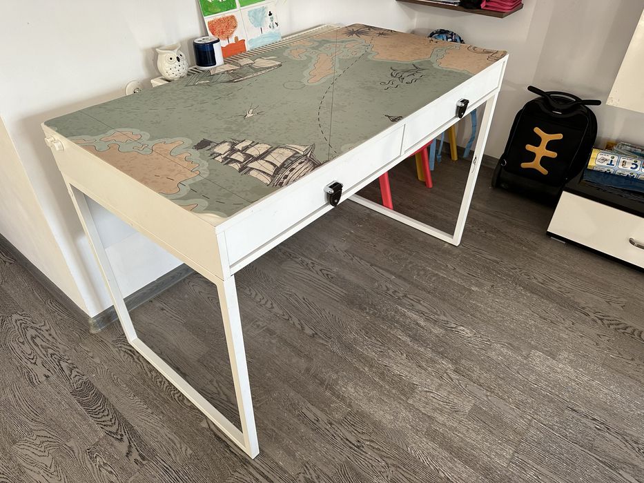 Birou cu doua sertare