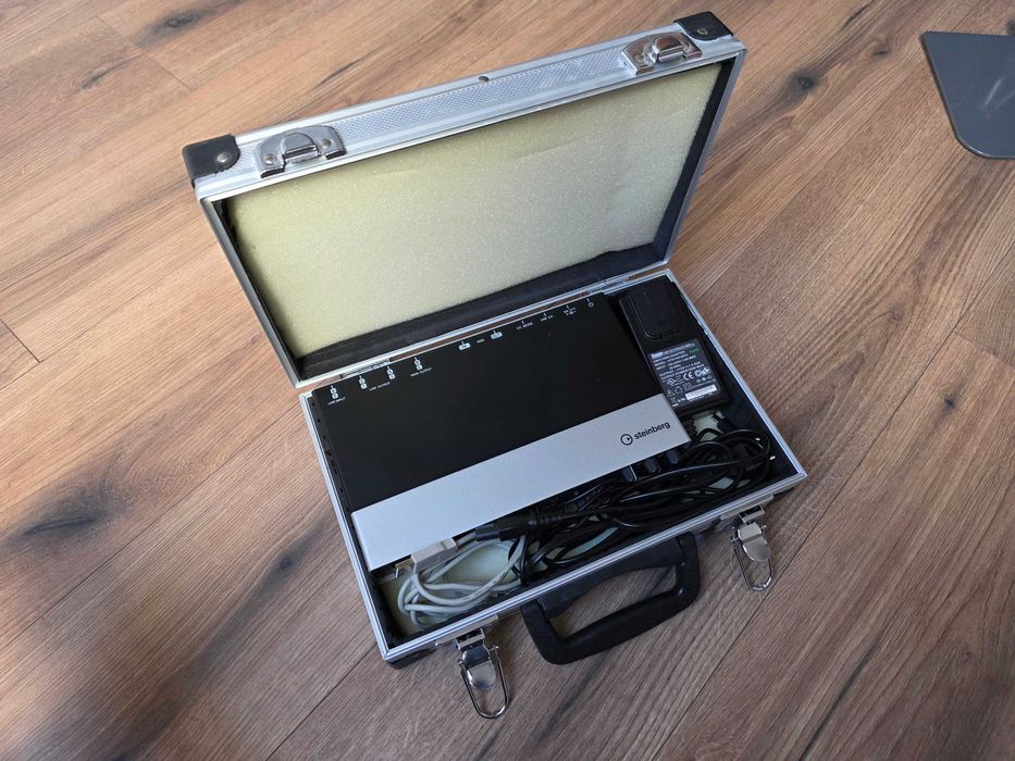 Steinberg UR44 USB audio interface