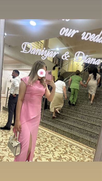 Красивое вечернее платье