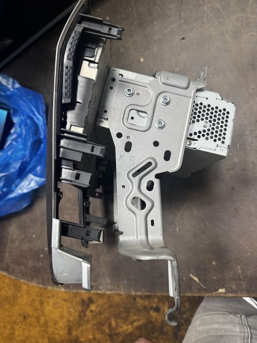 ГУ Toyota Camry 2014 оригинал