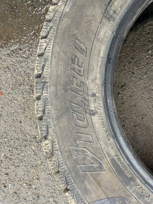 Продам Резину Комлект Виатти