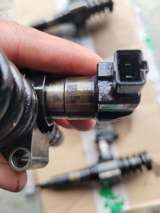 Injectoare vw 2.0 170 cp Bmr/Bmn 073T