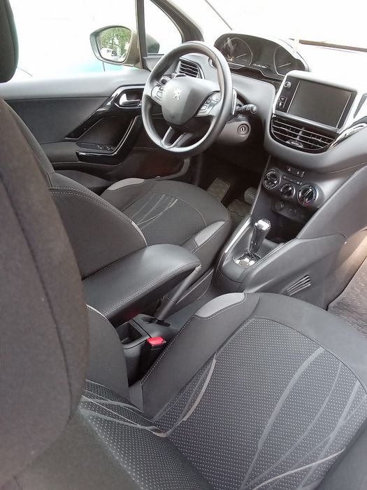 Peugeot 208 motor 1.4 diesel, an 2013, cutie automata