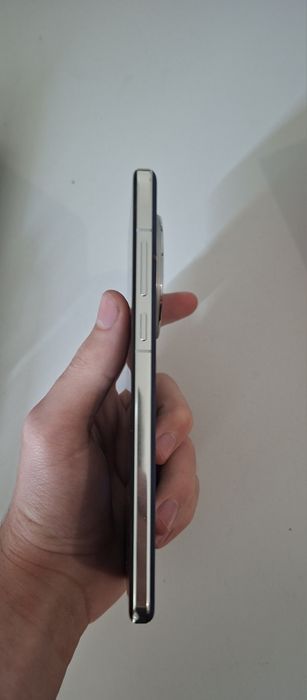 Vând OnePlus 13, Stare bună