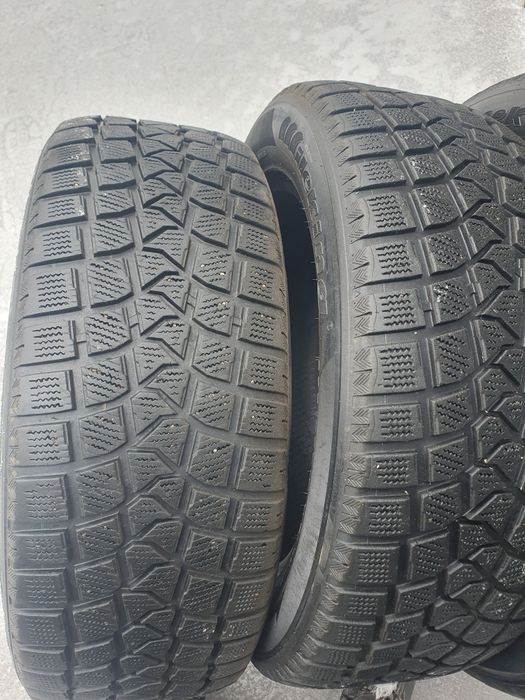 Продам шины 3 штуки