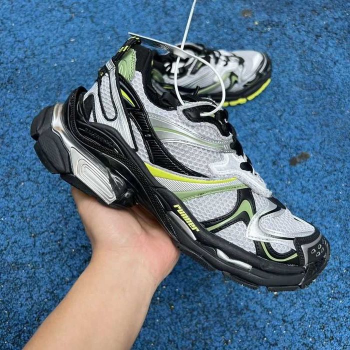 Balenciaga Runner 7.0 Black